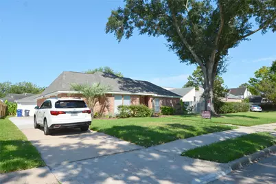 6707 Las Brisas Drive, Houston, TX 77083 - Photo 2