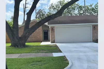 14207 Greenway Drive, Sugar Land, TX 77498 - Photo 1