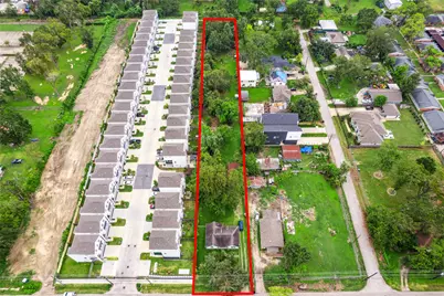 405 W Donovan, Houston, TX 77070 - Photo 1