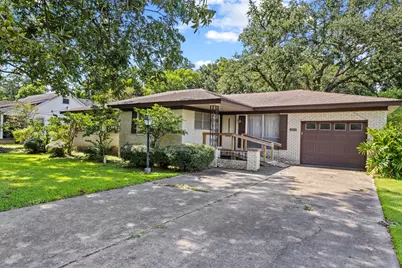 [Address not provided], Groves, TX 77619 - Photo 2