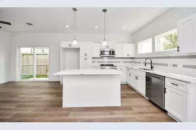 6508 Radcliffe Street, Houston, TX 77091 - Photo 2