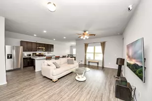 8620 Havana Dr, Texas City, TX 77591 - Photo 4
