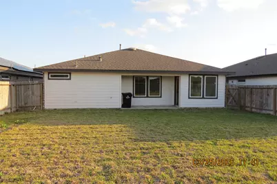 715 Silver Kettle Drive, Rosharon, TX 77583 - Photo 2