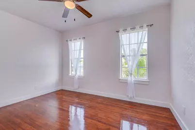 2315 36th St, Galveston, TX 77550 - Photo 20