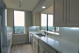 14655 Champion Forest Dr, Houston, TX 77069 - Photo 6