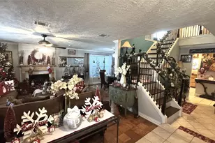 24015 Spring Briar Ln, Spring, TX 77373 - Photo 8