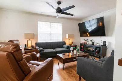 326 W 28th Street, Houston, TX 77008 - Photo 8