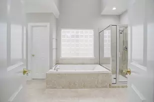 1809 W Clay St, Houston, TX 77019 - Photo 12
