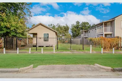 1416 Sydnor Street, Houston, TX 77020 - Photo 2