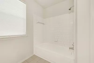4910 Brownfields Court, Houston, TX 77066 - Photo 18