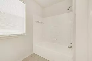 4910 Brownfields Ct, Houston, TX 77066 - Photo 18