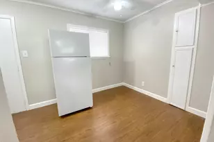 1141 N Durham Dr, Houston, TX 77008 - Photo 4