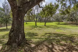 2414 E Rosedale, Brenham, TX 77833 - Photo 30