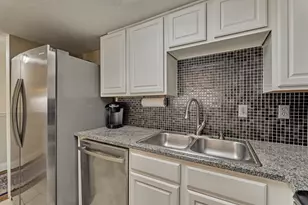 39 Regency Pt, Conroe, TX 77356 - Photo 24