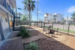 2002 27th St, Galveston, TX 77550 - Photo 26