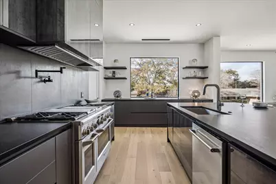 5055 Yarwell Drive, Houston, TX 77096 - Photo 4