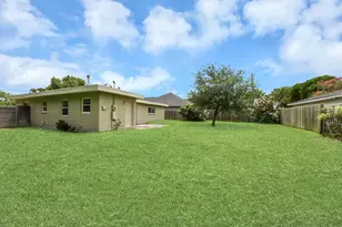 4011 Ebbtide Dr, Houston, TX 77045 - Photo 32