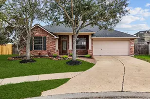 2120 Red Timber Ct, League City, TX 77573 - Photo 2