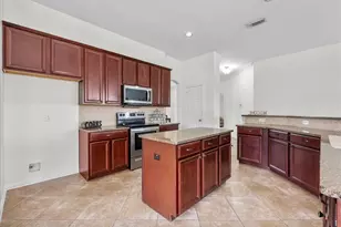 2120 Red Timber Ct, League City, TX 77573 - Photo 14