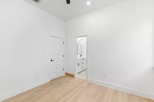 5903 Doolittle Blvd, Houston, TX 77033 - Photo 18