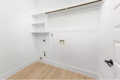 5903 Doolittle Blvd, Houston, TX 77033 - Photo 22