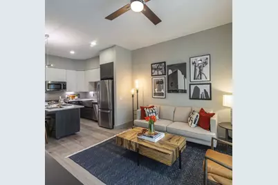 401 W 25th Street #2130, Houston, TX 77008 - Photo 2