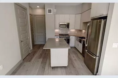 401 W 25th Street #2130, Houston, TX 77008 - Photo 4