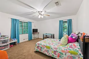 725 Thompson Rd, Alvin, TX 77511 - Photo 26