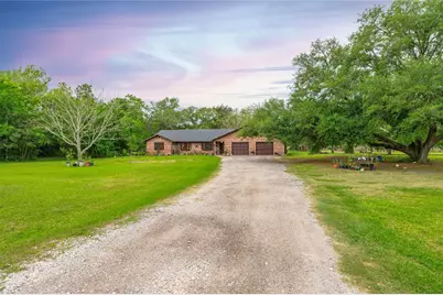 725 Thompson Road, Alvin, TX 77511 - Photo 1