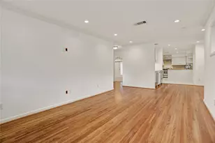 8825 Cedarbrake Dr, Houston, TX 77055 - Photo 4