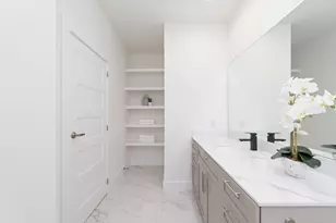 11930 S Hoa Sen Circle, Houston, TX 77072 - Photo 22
