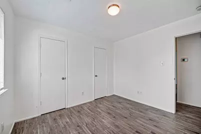 4403 Sprangletop Avenue, Baytown, TX 77521 - Photo 34