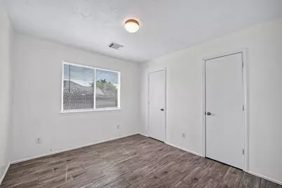 4403 Sprangletop Avenue, Baytown, TX 77521 - Photo 32