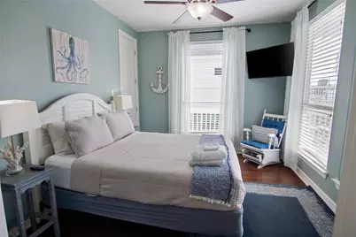 932 Kent, Crystal Beach, TX 77650 - Photo 22