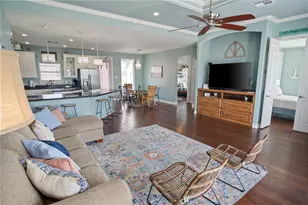 932 Kent, Crystal Beach, TX 77650 - Photo 6