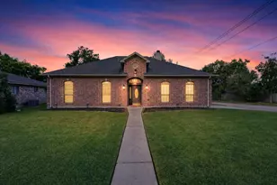16739 Barcelona Dr, Friendswood, TX 77546 - Photo 1