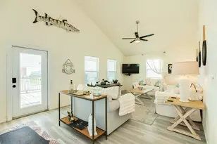 2935 Bluewater Hwy, Surfside Beach, TX 77541 - Photo 14