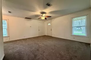 234 Jasmine St, Lake Jackson, TX 77566 - Photo 4