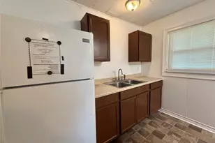 234 Jasmine St, Lake Jackson, TX 77566 - Photo 6