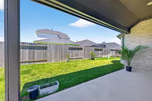 18218 Ellerden Frst Dr, Tomball, TX 77377 - Photo 4