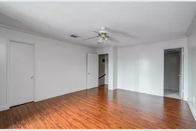 823 S Ripple Creek Drive, Houston, TX 77057 - Photo 24