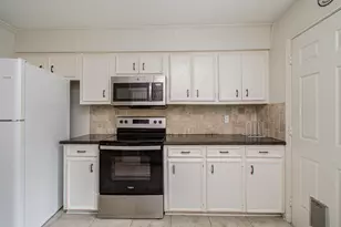 823 S Ripple Creek Dr, Houston, TX 77057 - Photo 20