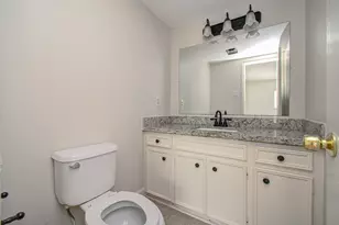 823 S Ripple Creek Dr, Houston, TX 77057 - Photo 14