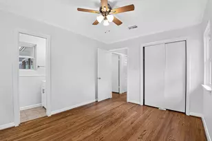 11227 Greenwillow St, Houston, TX 77035 - Photo 26