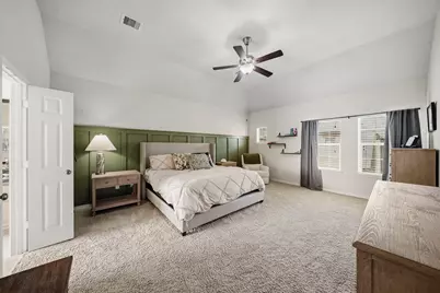 10112 Spring Shadows Park Circle, Houston, TX 77080 - Photo 10