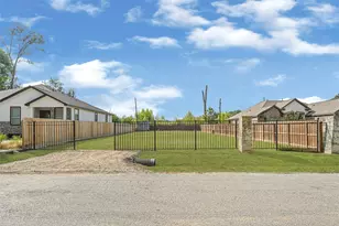 16231 Green Manor Dr Dr, Houston, TX 77396 - Photo 1