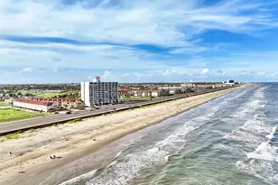 7310 Seawall Blvd, Galveston, TX 77551 - Photo 1