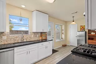 3231 Dogwood Springs Dr, Houston, TX 77073 - Photo 12