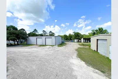 2052 County Road 540, Alvin, TX 77511 - Photo 16