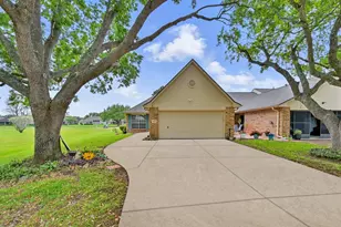 3638 Teakwood Dr, Pearland, TX 77584 - Photo 2